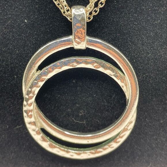 Vintage KR Silvertone Double Chain Circle Pendant  19” Chain Length - Picture 8 of 9